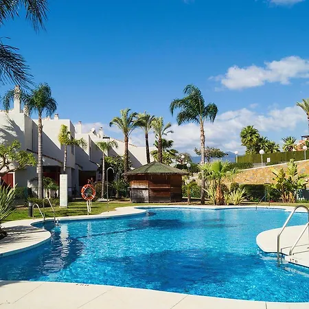 בית נופש Holiday Riviera Beach *