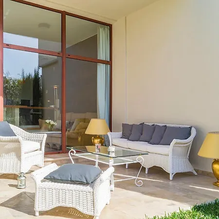 בית נופש Holiday Riviera Beach